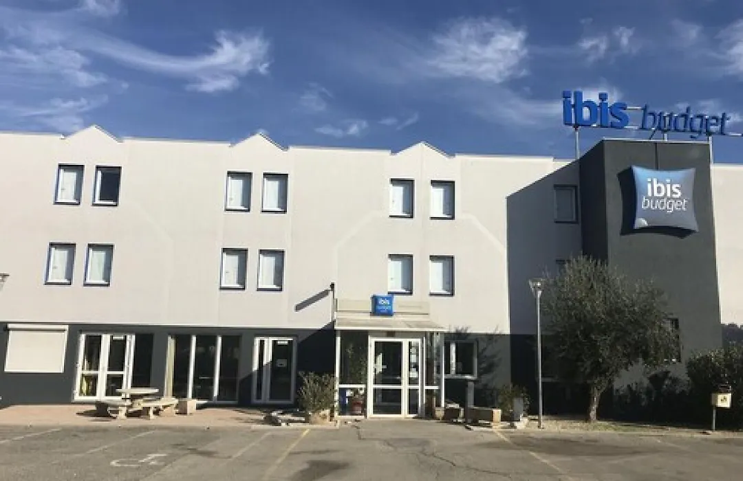 ibis budget Arles Sud Fourchon-1