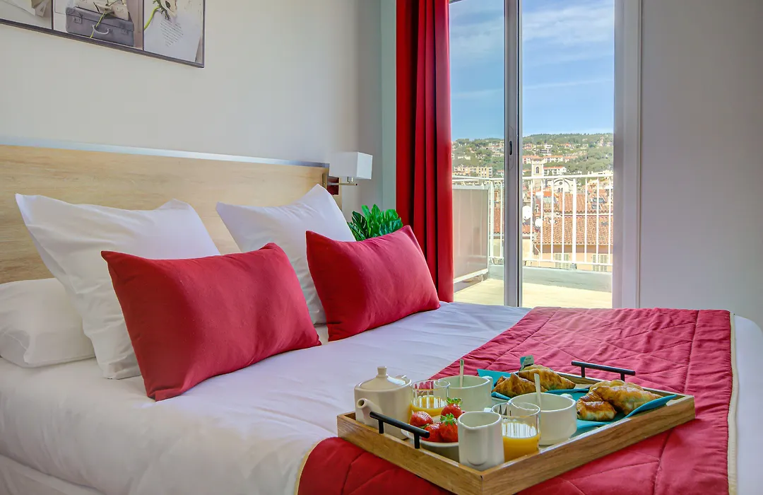 Hotel Des Calanques-1
