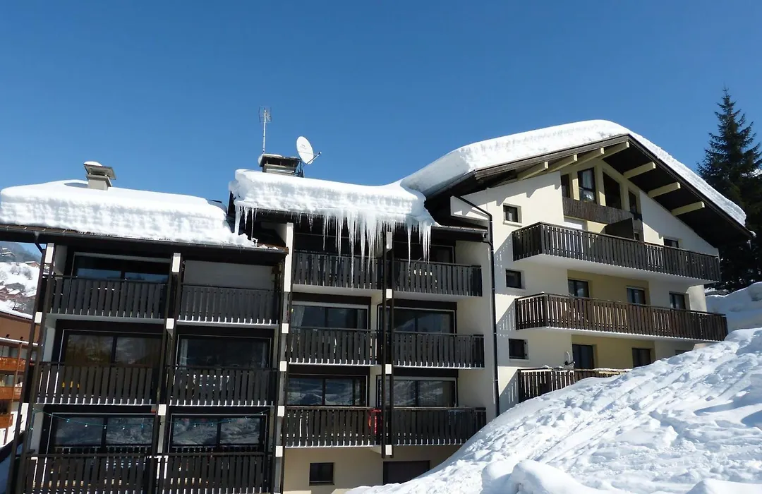 Studio Belmont - Centre village la Clusaz - AravisTour-1