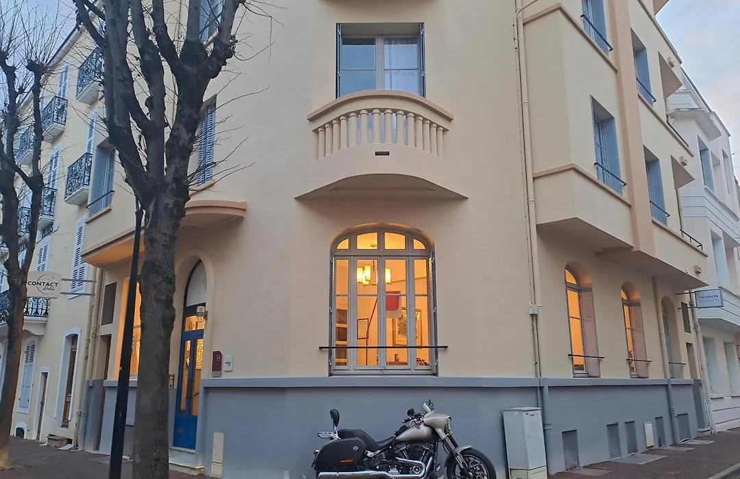 Trianon-1