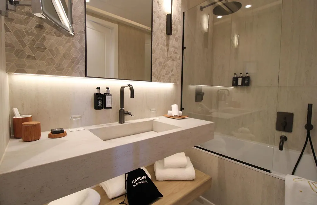 Hotel Royal-Riviera-1