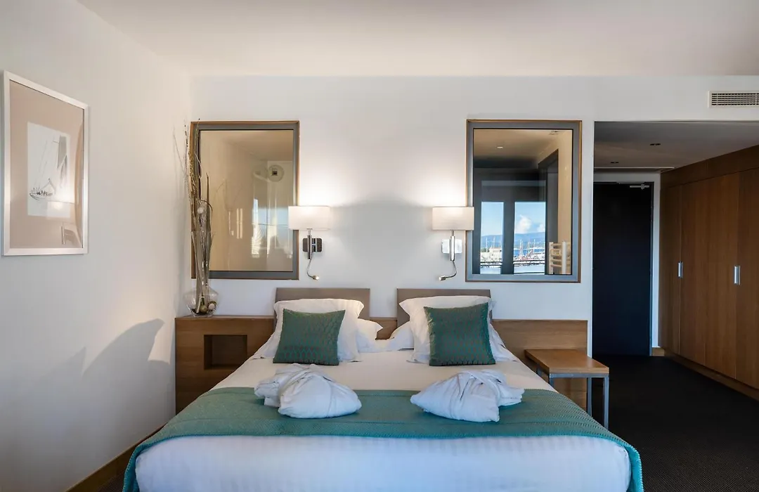 Best Western Premier Hôtel du Vieux-Port-1