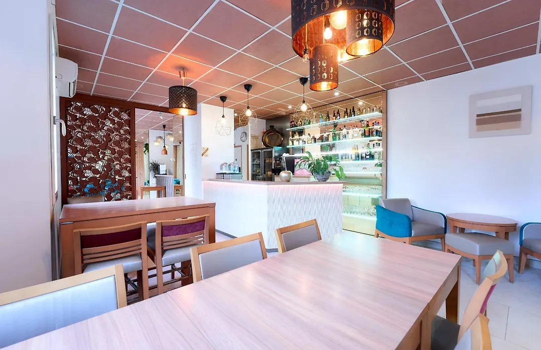 The Originals City, Archotel, Sens-1