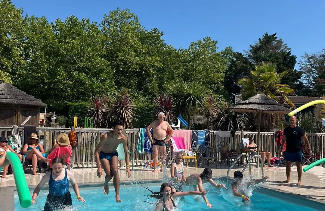 Camping Les Maraises-1