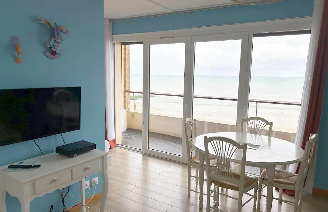 Cabourg Face A La Mer-1