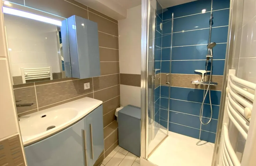 Bel appartement rénové VUE PANORAMIQUE SUR MER à PERROS-GUIREC - ref 822-1