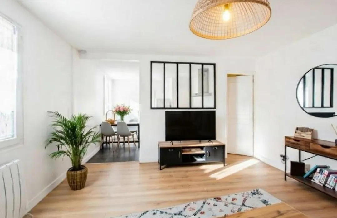 Appartement T2 lumineux et cosy au calme proche du centre avec TV et Wifi-1