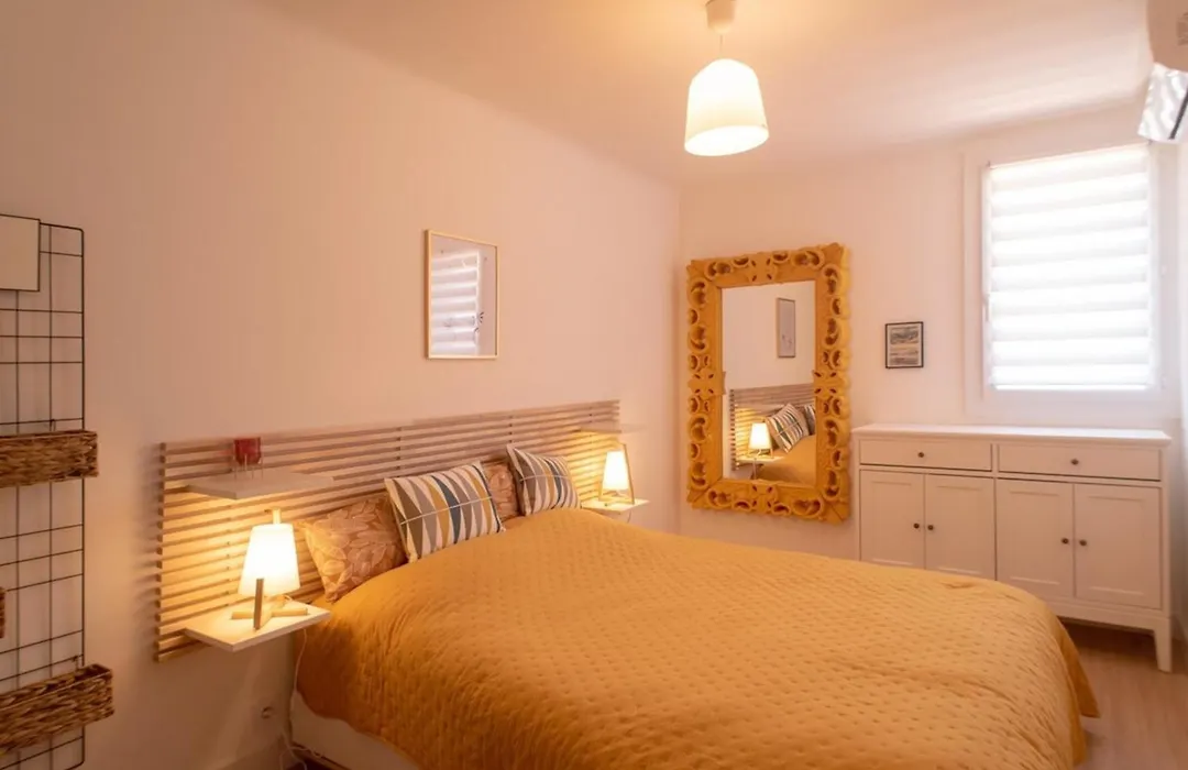 66B - Beautiful Flat 800M From The Sea With Private Parking-1