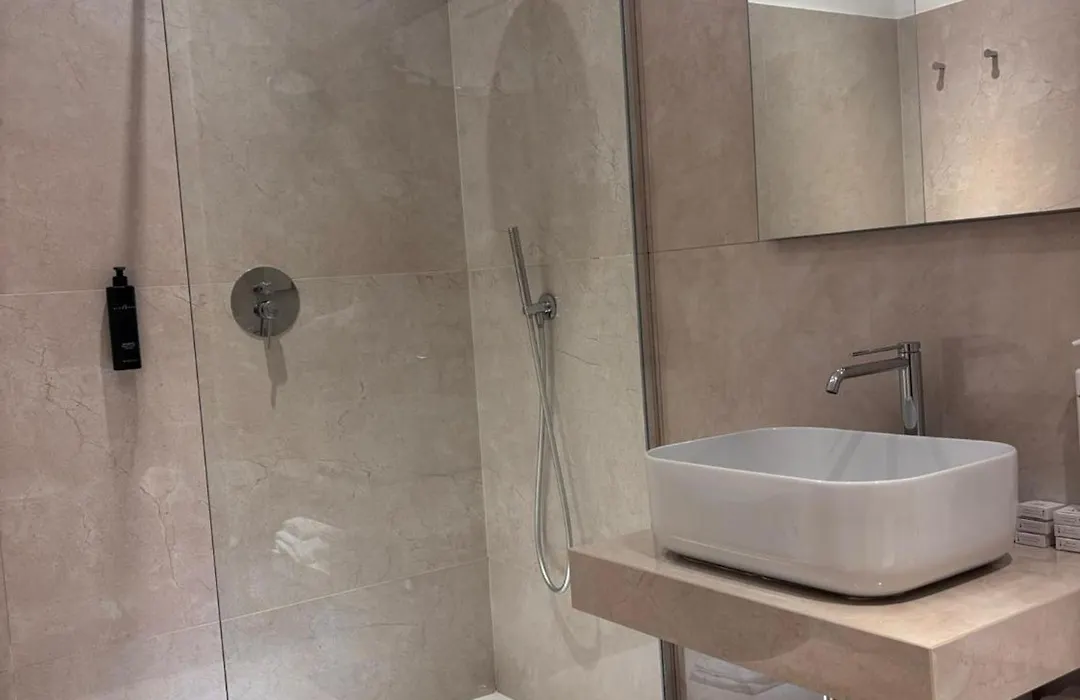 Hotel San Remo-1