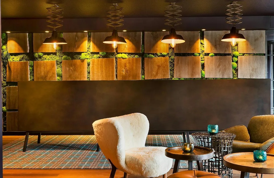 Motel One Edinburgh-Royal-1