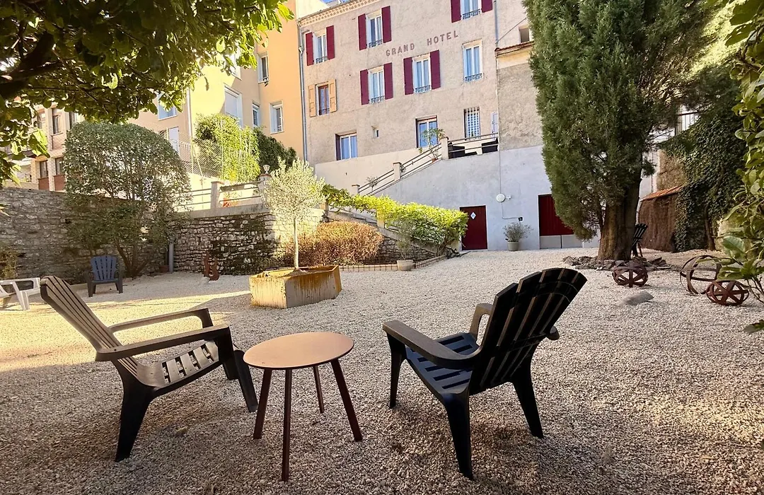 Le Grand Hotel-1