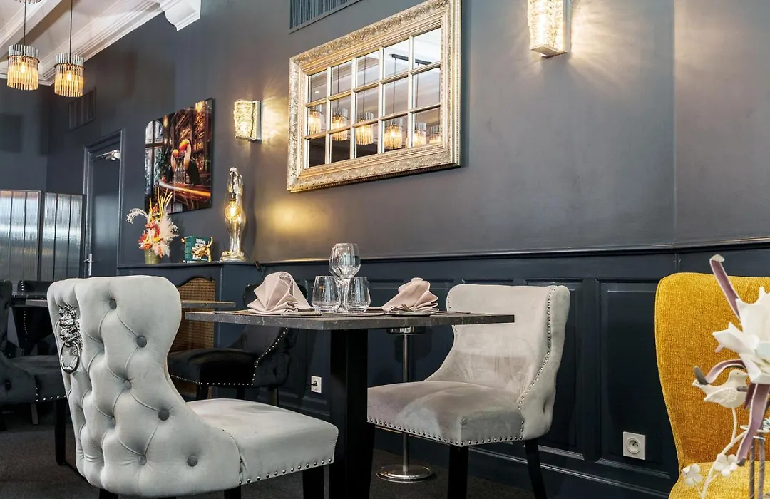 Logis Hotel Le Parc-1