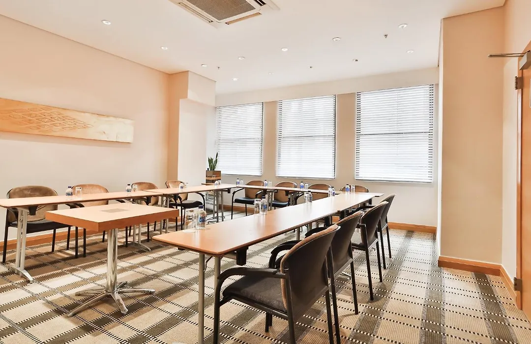 Holiday Inn Express Cape Town City Centre By Ihg-1