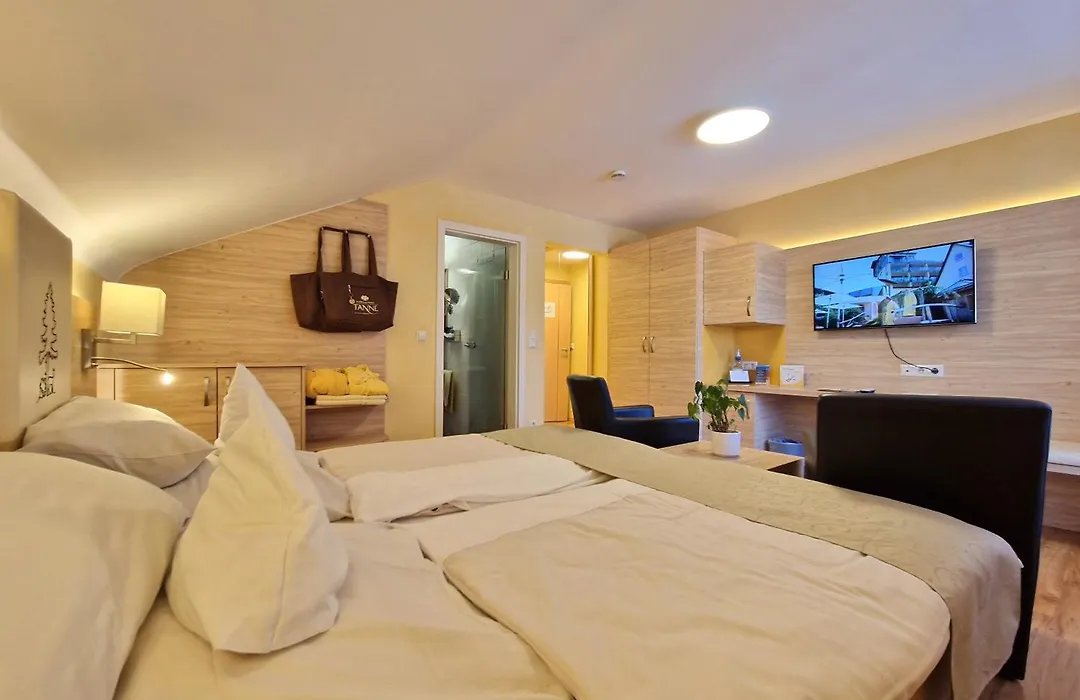 Tanne Tonbach - Wellness & Wohlfuehl Hotel-1