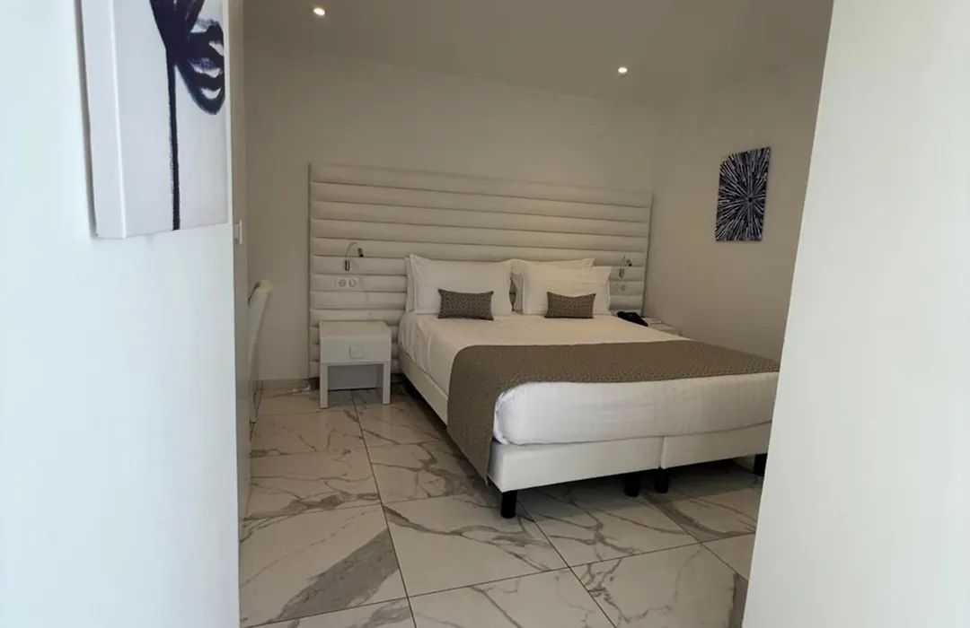 Hotel La Calanque-1