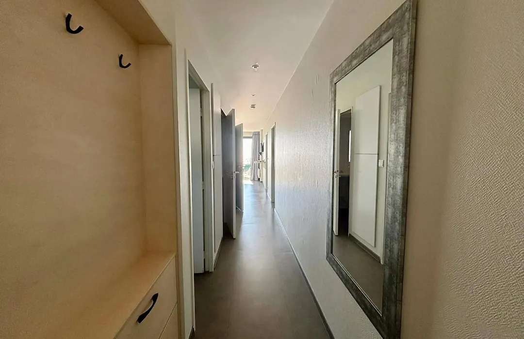 Appartement plage, piscine, balcon, animaux, parking - FR-1-194-201-1