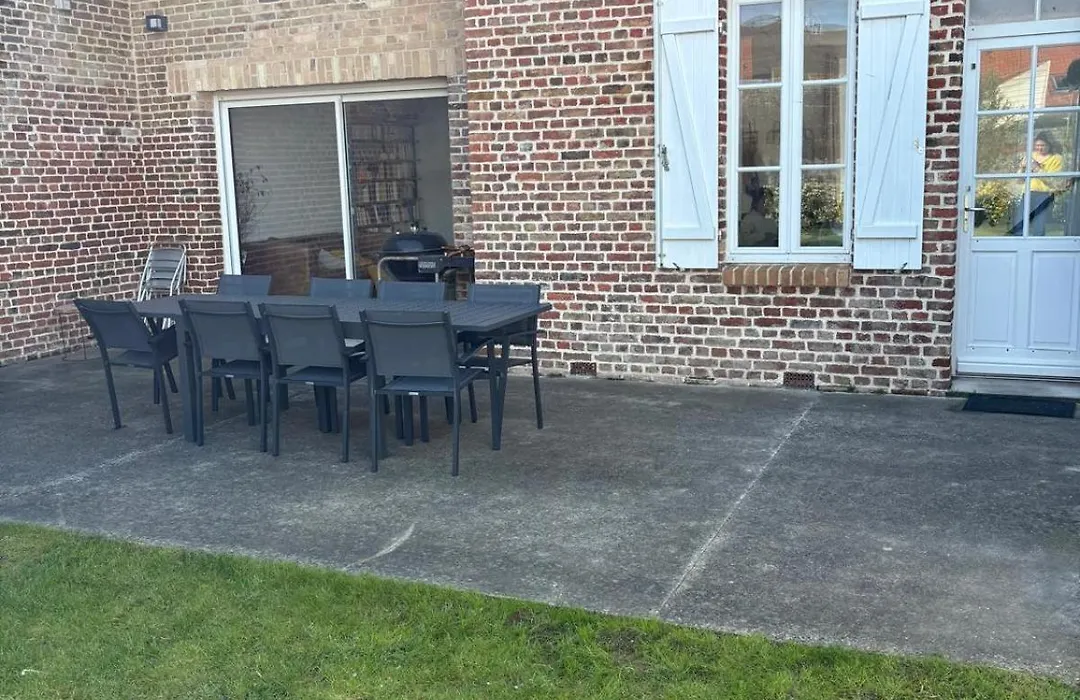 Maison de pêcheur+ jardin 5 min à pieds de la Baie-1