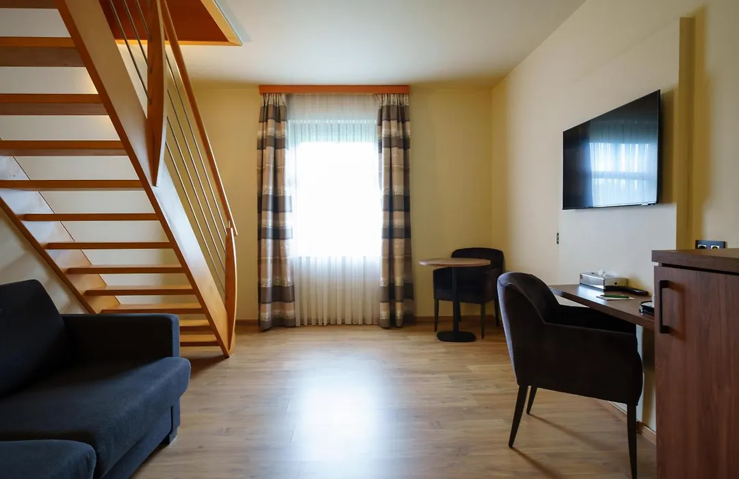 Hotel Les Jardins De La Molignée-1