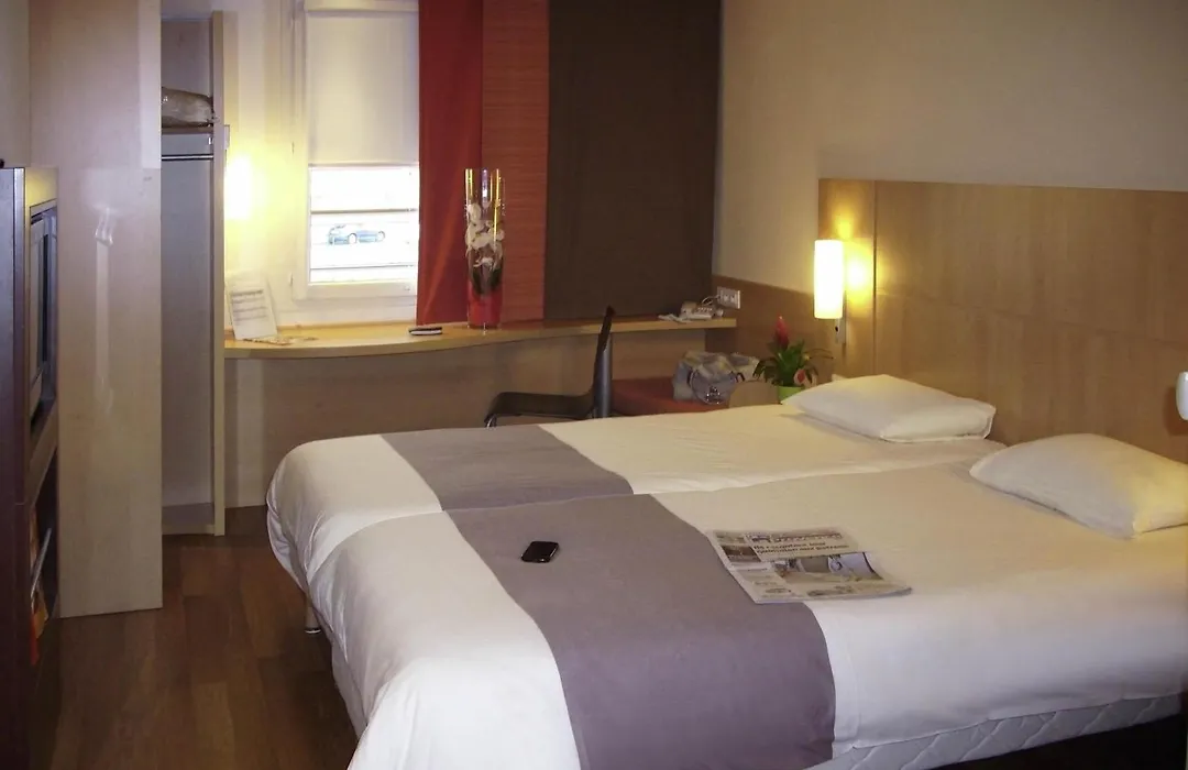 Ibis Istres Trigance-1