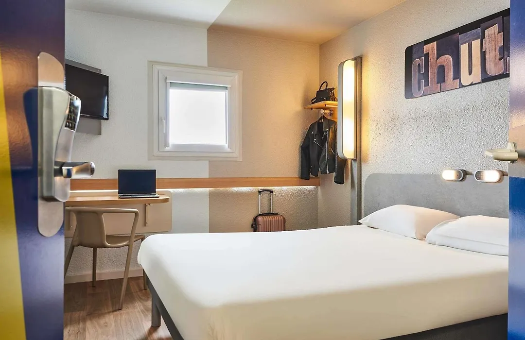 ibis budget Versailles Chateau Saint cyr l'Ecole-1