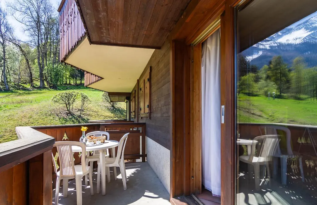 Apt Bellachat 10 For 4 With Pool & 120M To Lift - Happy Rentals-1