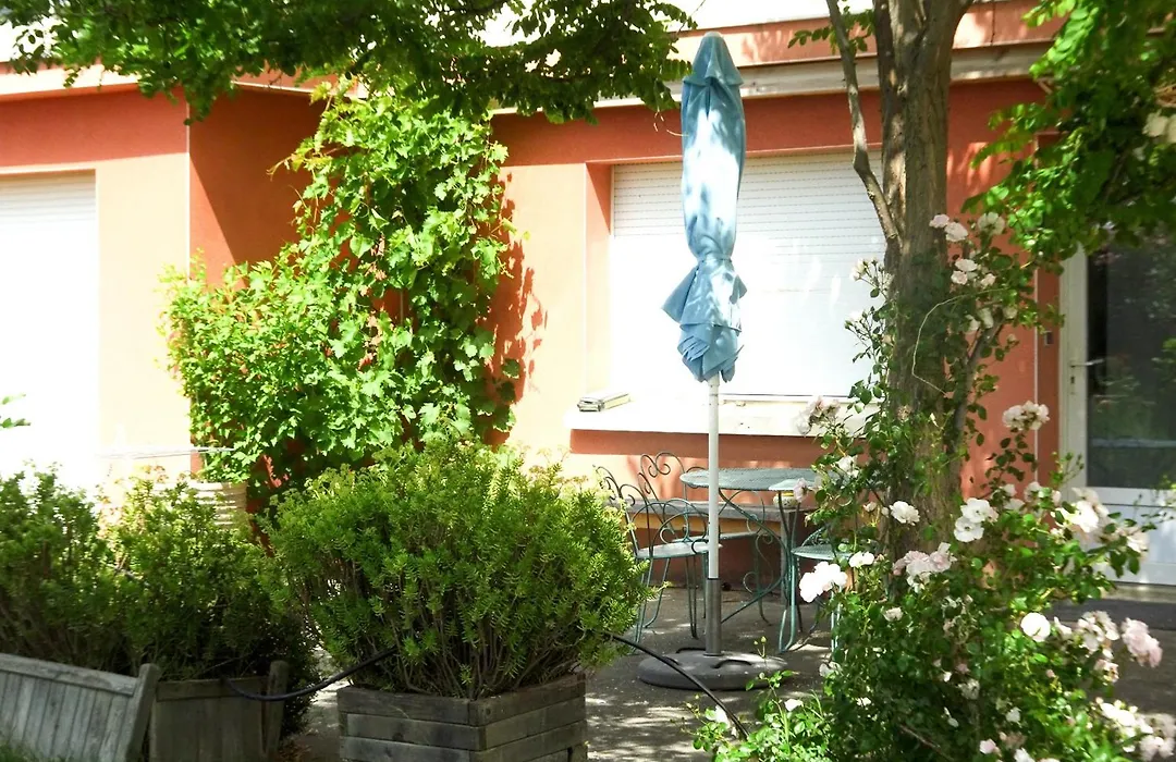 Domaine du Petit Tournebelle-1