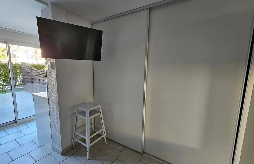 Cap d'Agde - Résidence Estivales - proche naturiste - Terrasse - Wifi - Parking - Piscine - Clim-1