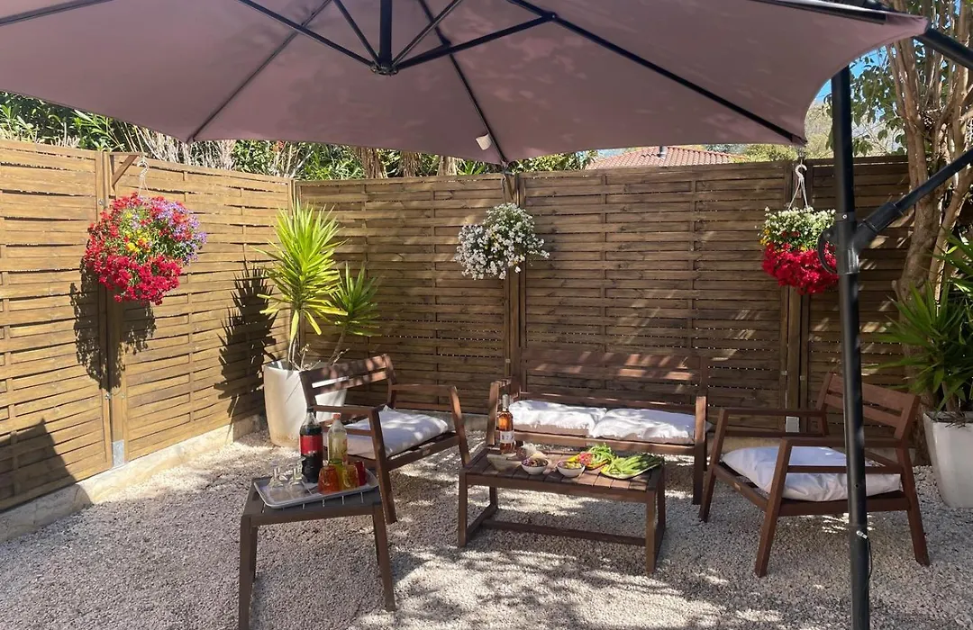 3 min à pieds&200 m de la Grande Plage des Lecques - Terrasse et Jardin - Fabuleux T2 - Carré d'Or-1
