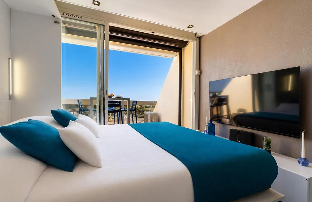 Village Naturiste R4N - Le Blue Light Heliopolis Sea View Luxe-1