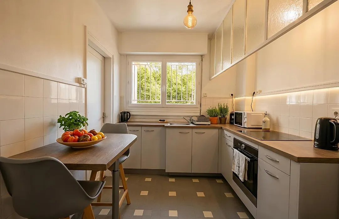 Appartement lumineux avec vue - Centre&gare-1
