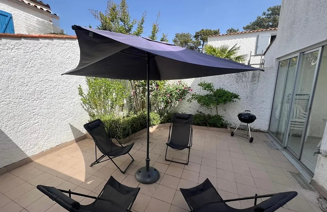 Maison 6 pers, proche mer, patio, parking - FR-1-705-11-1