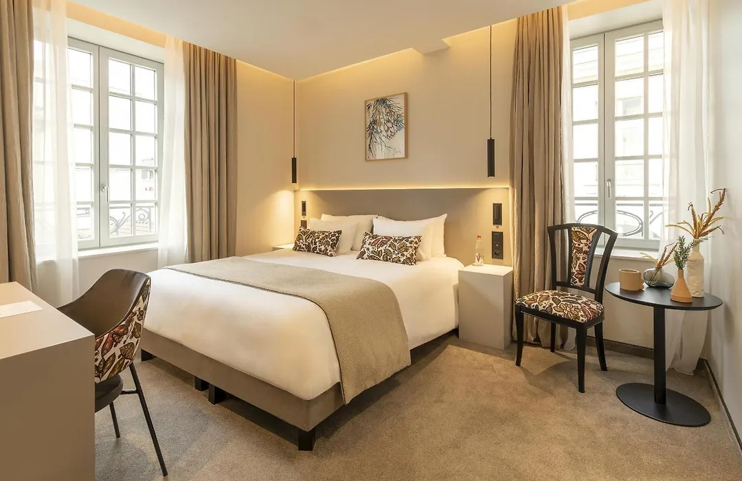 Best Western Premier Le Chapitre Hotel&Spa-1