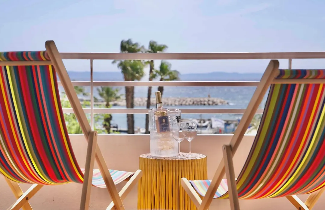 Hotel Espadon Bleu-1