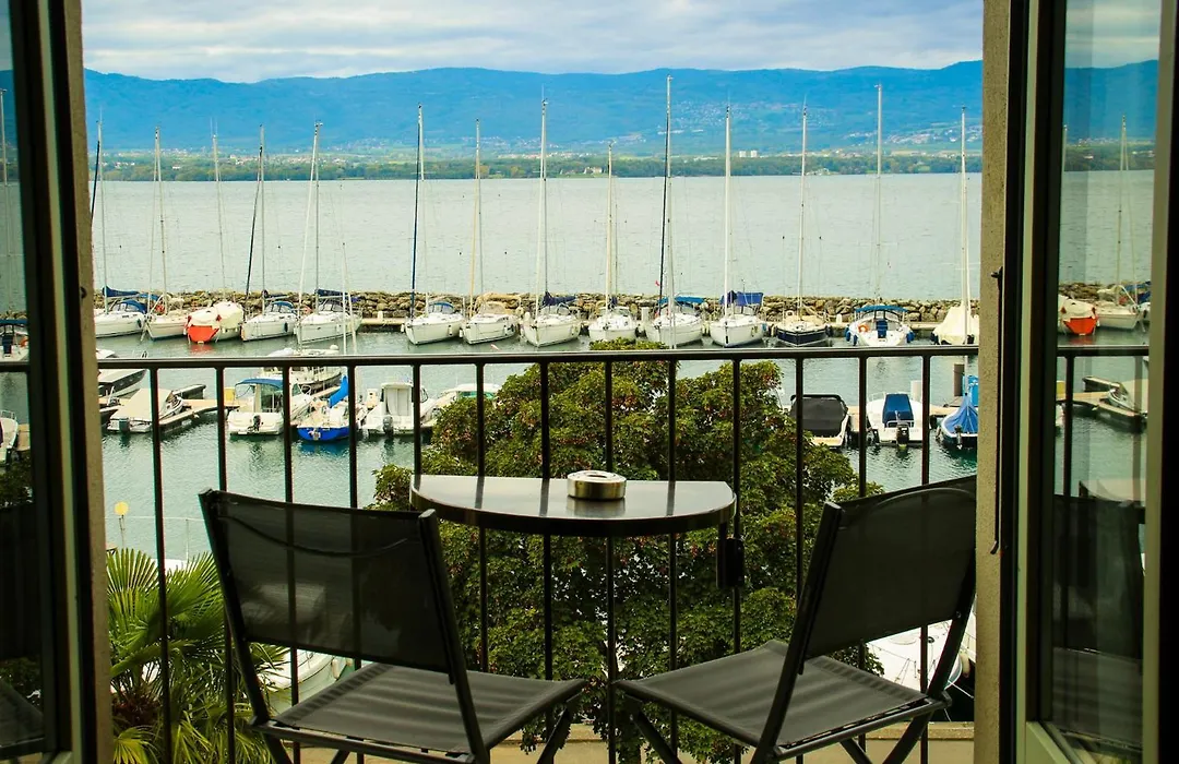 Hôtel Le Jules Verne-1