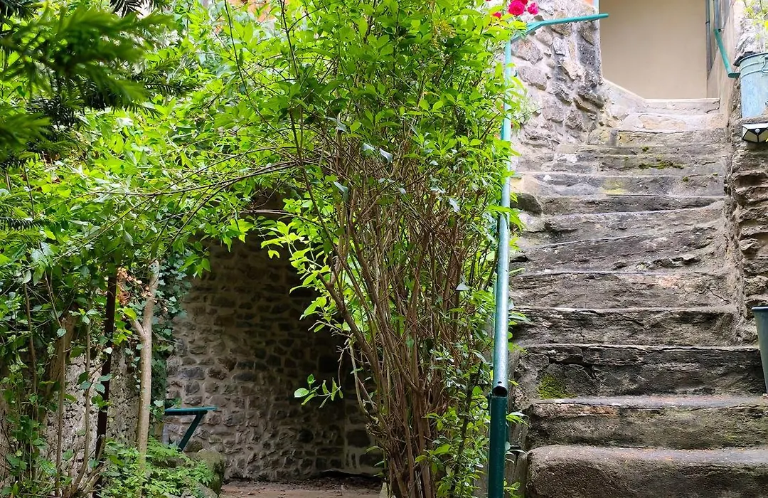 Maison de village Ardéchoise à Les Vans-1