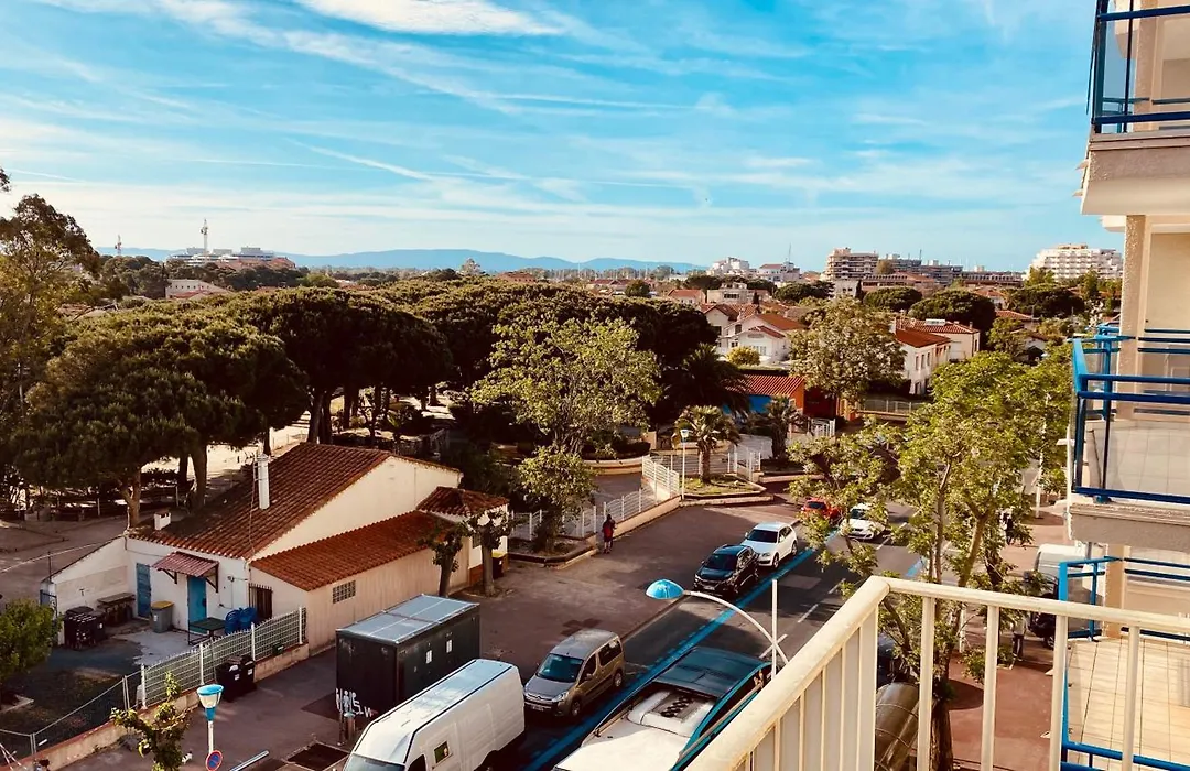ZEN 100m de la plage avec parking, vue mer et vue montagne-1