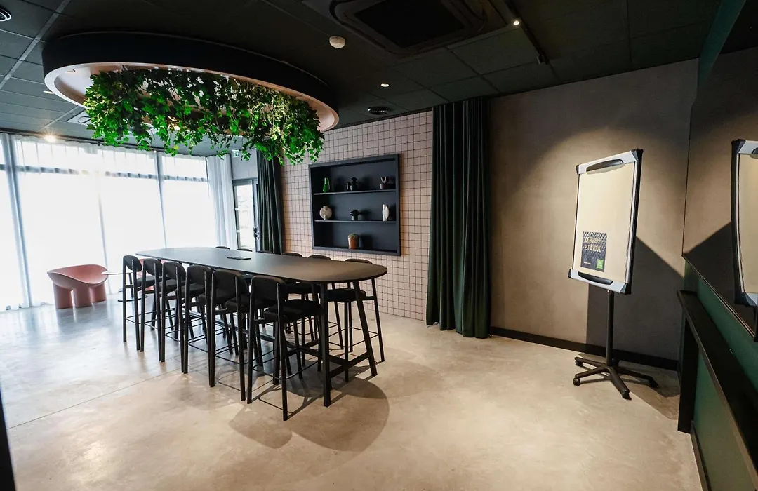 Ibis Styles Dijon Nord Valmy-1