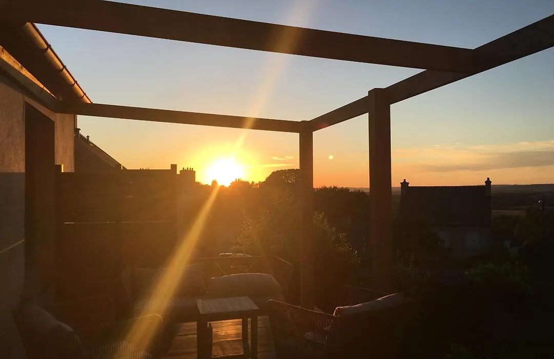 Logement indépendant en pierre avec vue sur la vallée - Locronan-1