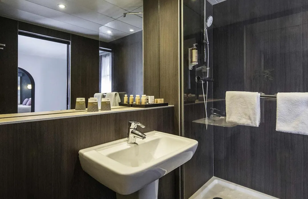 Mercure Versailles Chateau-1