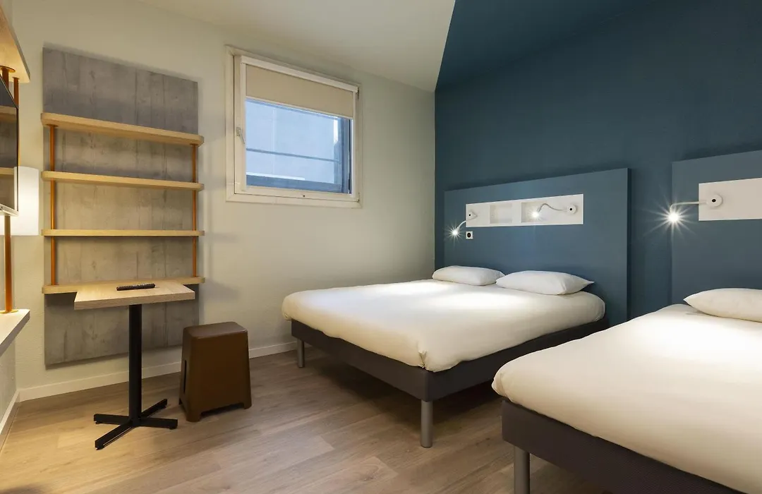 Ibis Budget Bourgoin Jallieu Centre-1