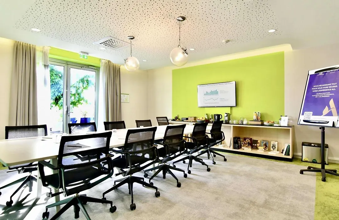 Mercure Nantes Centre Gare-1
