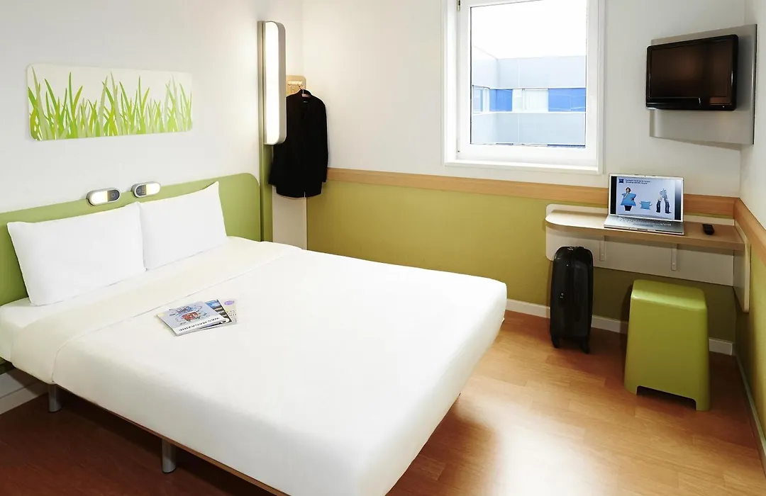 Ibis Budget L'Isle Adam-1