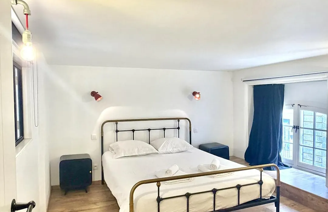 St Malo Intra-muros duplex 2 chambres Wifi haut débit à 3 min des plages-1