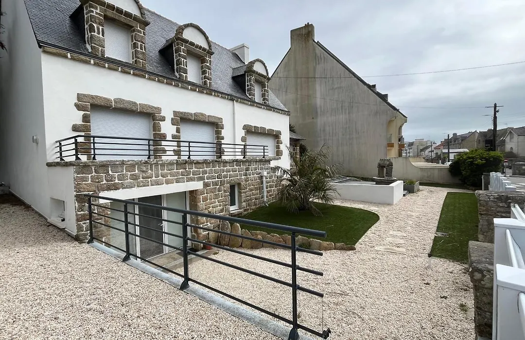 Grande maison vue mer la grande plage a pied-1
