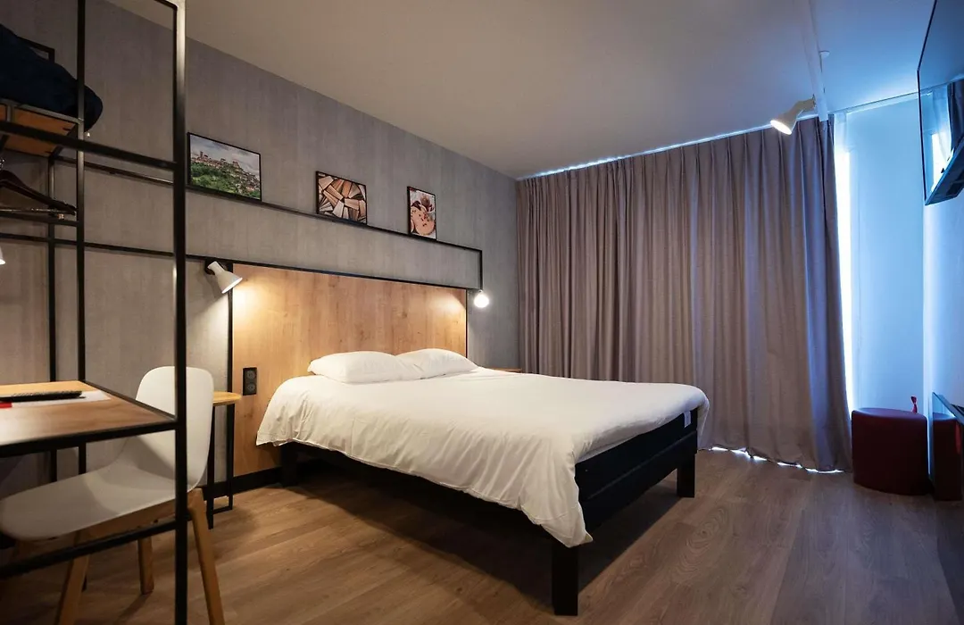 Ibis Brive Centre-1