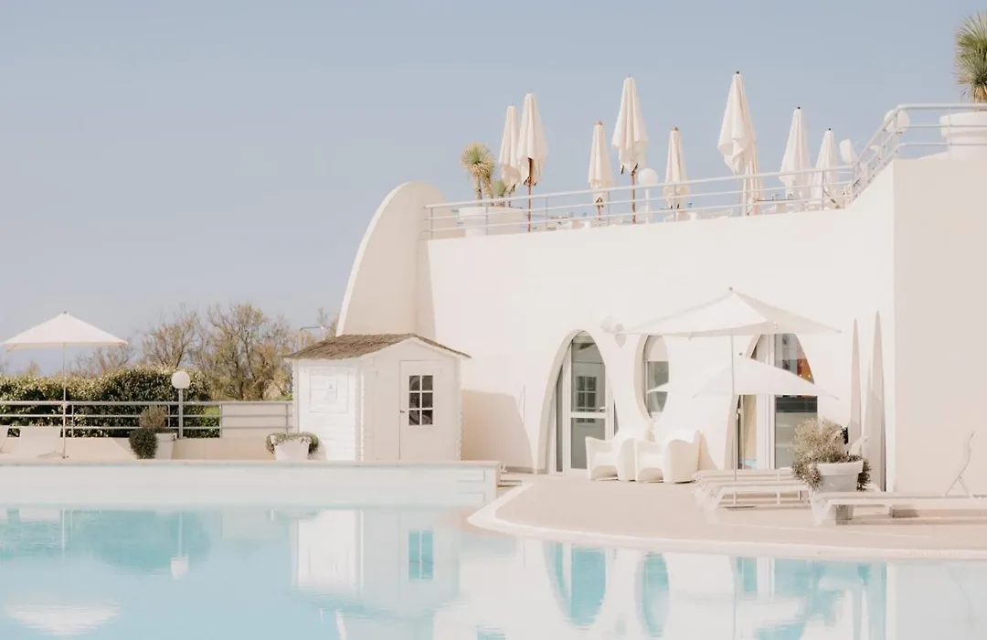 Hôtel Les Corallines – Thalasso&Spa-1