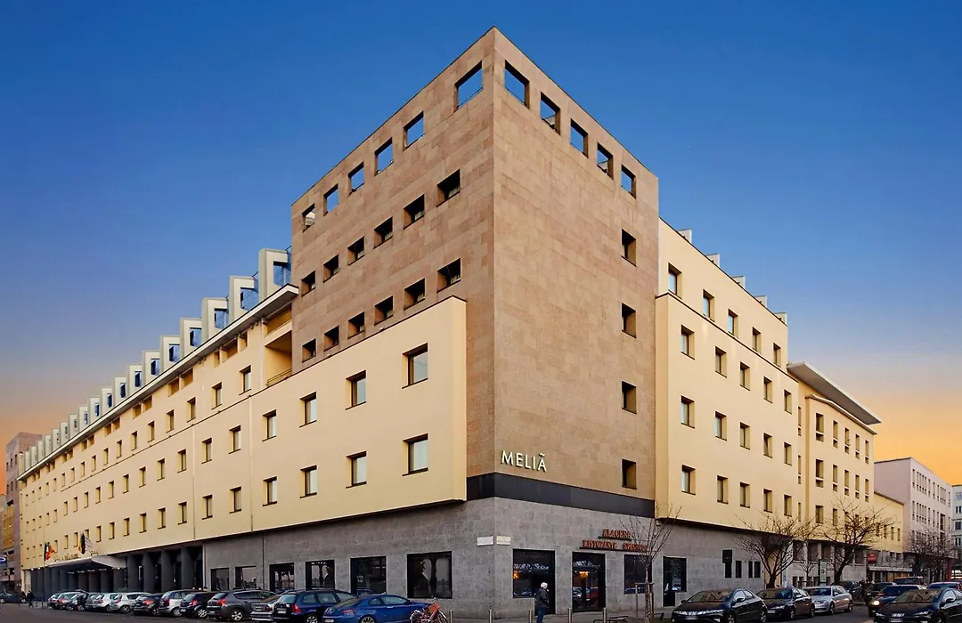 Melia Milano-1