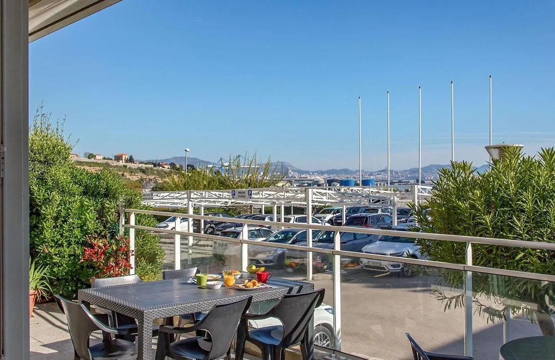 ibis budget Marseille L'Estaque-1