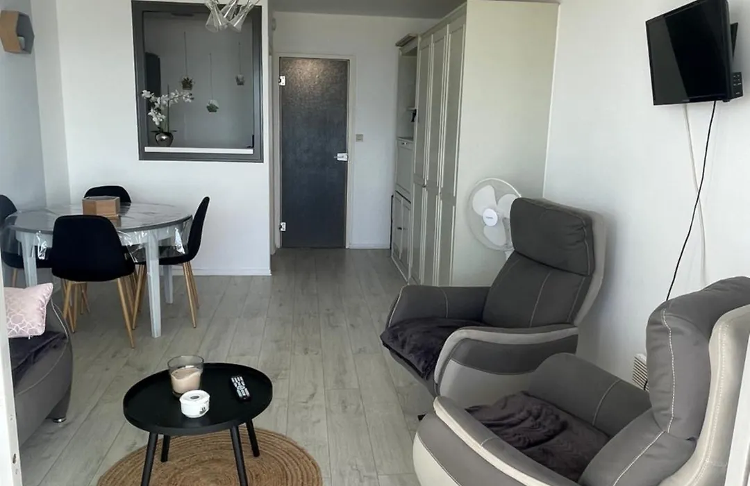 Appartement avec vue mer-1