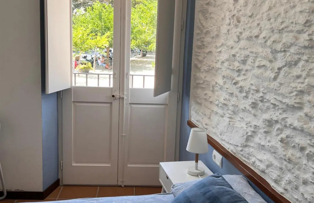 ROQUES - Casa en primera línea de mar en CADAQUÉS-1